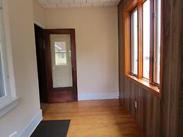 Active Lakeview Escape