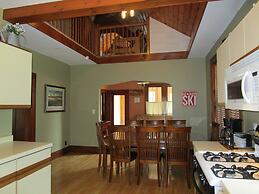 Active Lakeview Escape