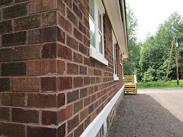 Active Lakeview Escape