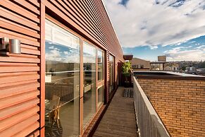 Silver Lining - Penthouse with parking