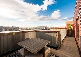 Silver Lining - Penthouse with parking