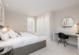 Silver Lining - Penthouse with parking