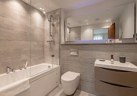 Silver Lining - Penthouse with parking