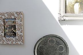 Silver Lining - Meadows Apartments