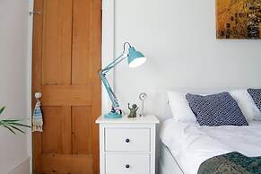 Silver Lining - Meadows Apartments