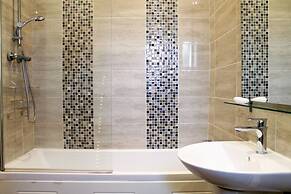 Silver Lining - Meadows Apartments