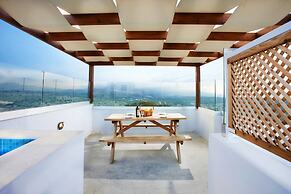 disCrete Villa Archontiki