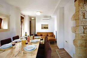 disCrete Villa Archontiki