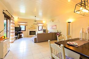 disCrete Villa Chromonastiri