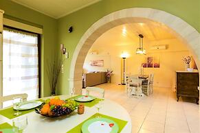 disCrete Villa Chromonastiri