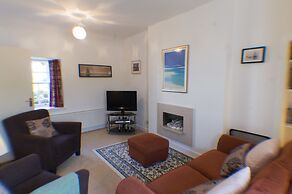 Silver Lining - Cottage by the sea