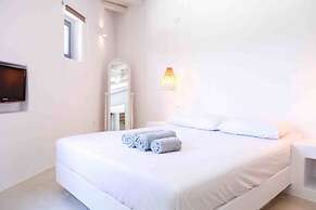 VLIA MAR Myconian Residences