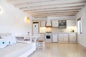 VLIA MAR Myconian Residences