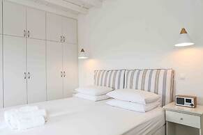 VLIA MAR Myconian Residences