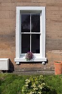 Silver Lining - Gilmore Place Apartment