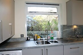 Silver Lining - Gilmore Place Apartment