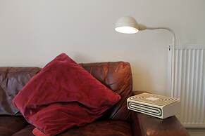 Silver Lining - Gilmore Place Apartment