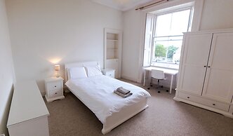 Silver Lining - Luxury Thirlestane Road