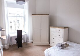 Silver Lining - Spottiswoode Apartment