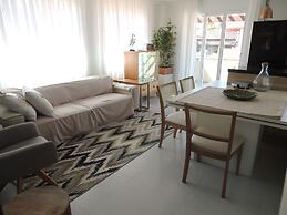 Casa com 3 Quartos em Condomínio Geriba