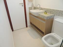 Casa com 3 Quartos em Condomínio Geriba