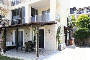 Villa 2 Bedroom Lake View 7