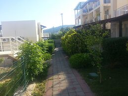 Villa 2 Bedroom Lake View 7