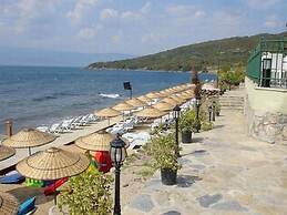 Villa 2 Bedroom Lake View 7