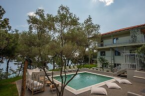 Elies 33 Bio Retreat - Adults Only