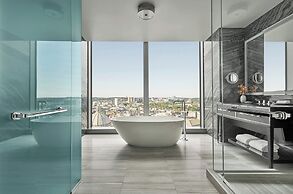 Four Seasons Hotel One Dalton Street, Boston