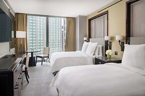 Four Seasons Hotel One Dalton Street, Boston