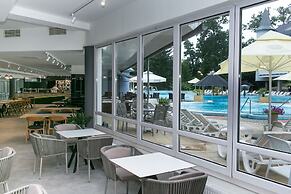 Ambient Hotel & Aromaspa Sikonda