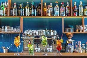 Ambient Hotel & Aromaspa Sikonda