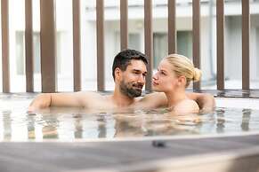 Ambient Hotel & Aromaspa Sikonda