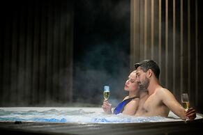 Ambient Hotel & Aromaspa Sikonda