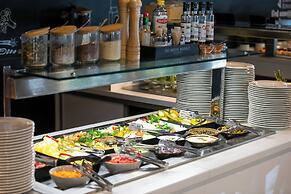 Ambient Hotel & Aromaspa Sikonda