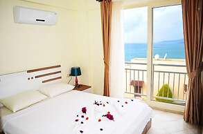 2 Bedroom Apartment Sea View 8 by Likya Global