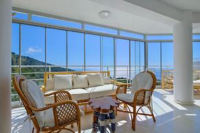 Highclere Hotel and Spa