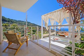 Highclere Hotel and Spa