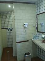 Simbamwenni Lodge and Camping