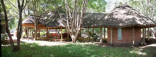 Simbamwenni Lodge and Camping