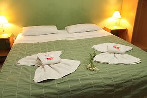 Brisas del Lago Apart & Hotel Federacion