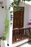 Barabara House