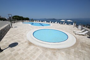 Villa 1 Bedroom Lake View 10 by Likya Global