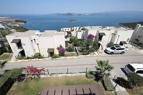 Villa 1 Bedroom Lake View 10 by Likya Global