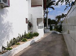 Hostal Blanco Apart-Hotel