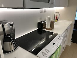 Luxury 2BR Suites in the heart of Downtown Toronto