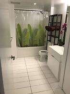 Luxury 2BR Suites in the heart of Downtown Toronto