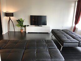 Private Home 3 Bedroom 2 Bath Downtown