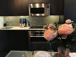 Private Home 3 Bedroom 2 Bath Downtown